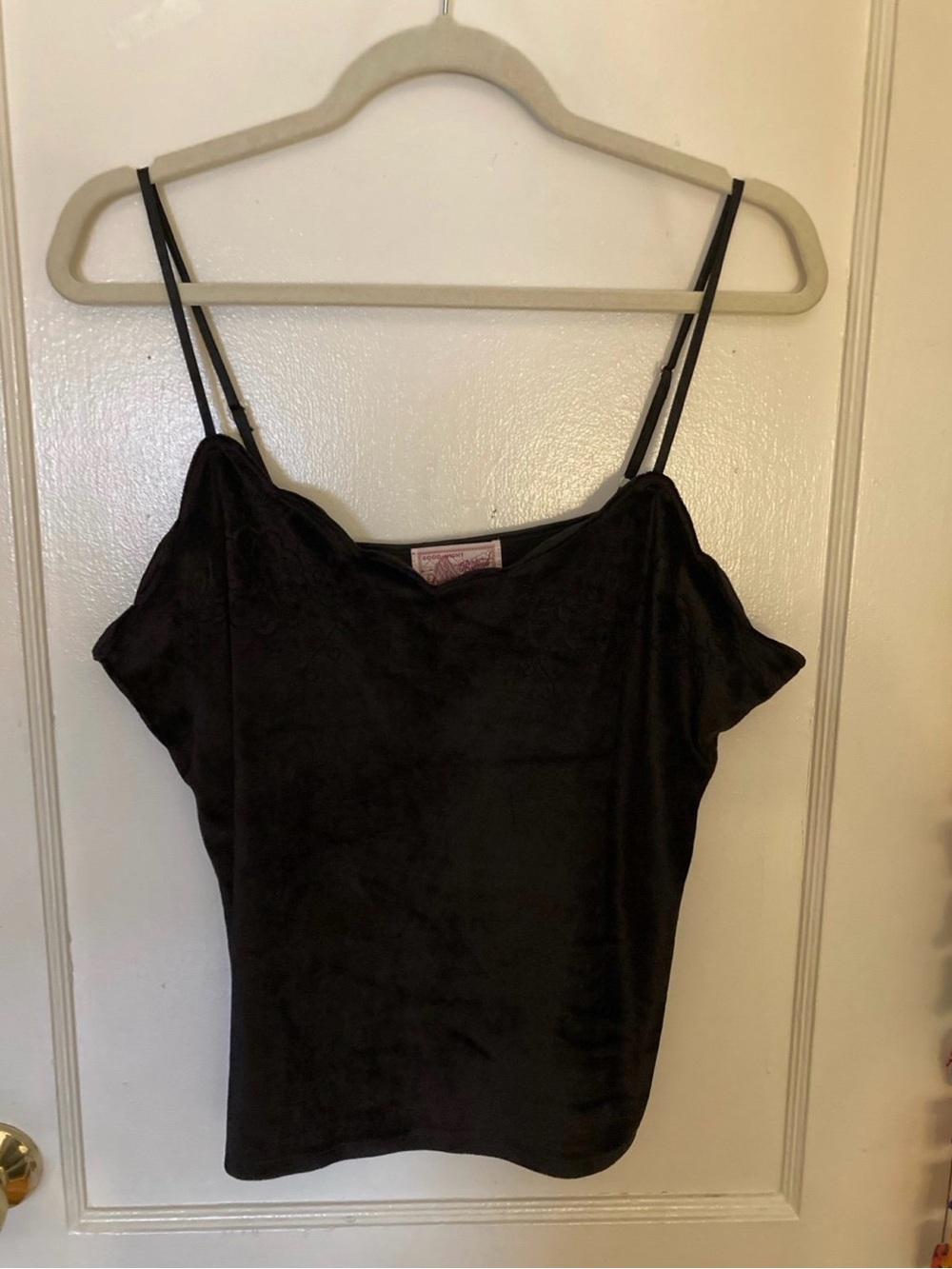 Beautiful vintage lucky brand black crushed velvet detailed camisole size medium